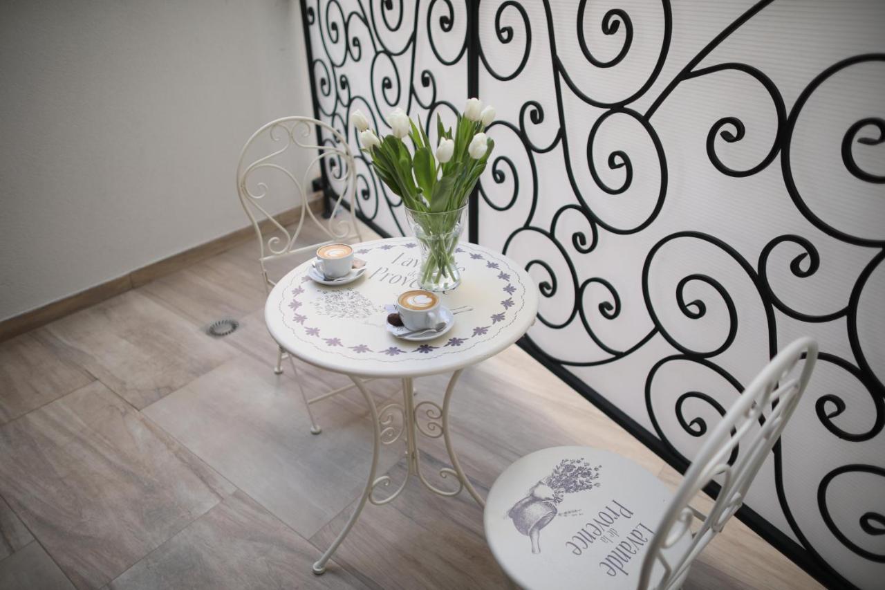 Joli Apartment เบลเกรด ภายนอก รูปภาพ